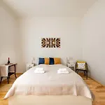 Figaro Flat - Ac, Netflix بودابست