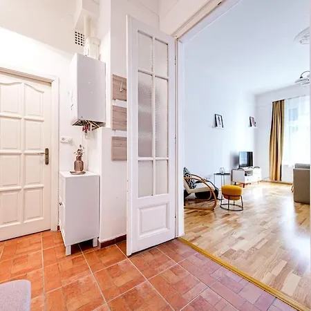 Figaro Flat - Ac, Netflix Apartament *