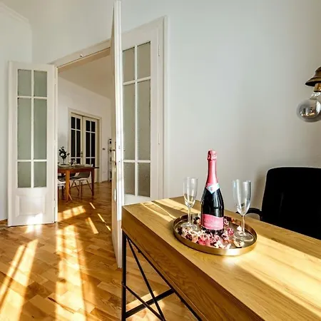 Apartament Figaro Flat - Ac, Netflix *